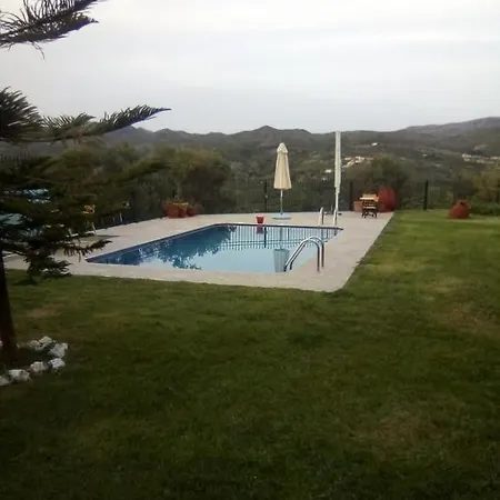 Cretan Crest Vila *